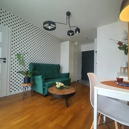 Apartament Przy Metro Warsaw Exterior photo